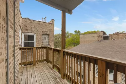 7050 N Damen Avenue #3S, Chicago, IL 60645 - Photo 12