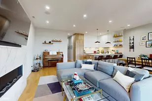 3056 N Lincoln Ave, Chicago, IL 60657 - Photo 2
