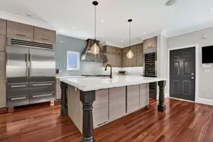1621 W Rosehill Dr, Chicago, IL 60660 - Photo 16