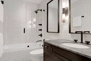 1621 W Rosehill Dr, Chicago, IL 60660 - Photo 70