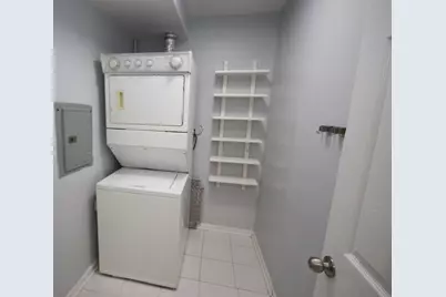 211 E Liberty Street #4, Wauconda, IL 60084 - Photo 14