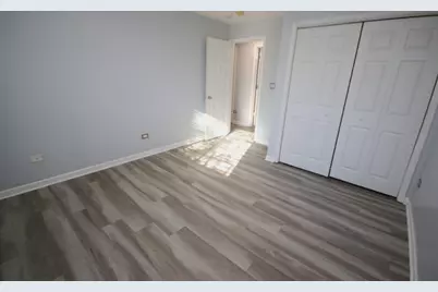 211 E Liberty Street #4, Wauconda, IL 60084 - Photo 8