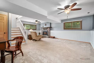 829 Colony Court, Lindenhurst, IL 60046 - Photo 26