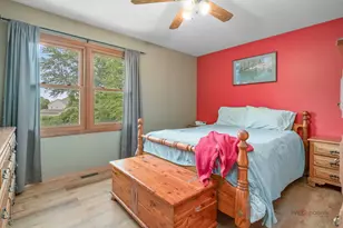 829 Colony Ct, Lindenhurst, IL 60046 - Photo 18