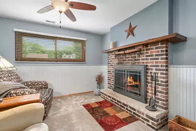 829 Colony Court, Lindenhurst, IL 60046 - Photo 22