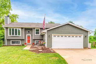 829 Colony Ct, Lindenhurst, IL 60046 - Photo 2