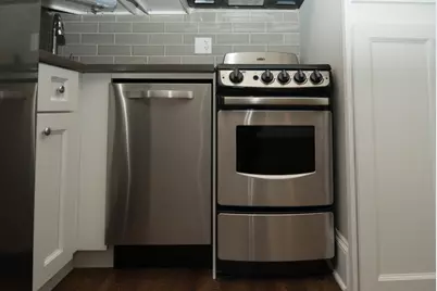 817 W Lakeside Place #206, Chicago, IL 60640 - Photo 4