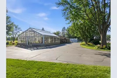 1126 E State Street, Sycamore, IL 60178 - Photo 4