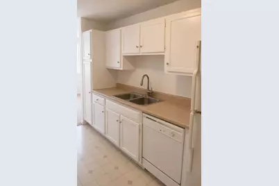 2200 S Stewart Avenue #4B, Lombard, IL 60148 - Photo 10