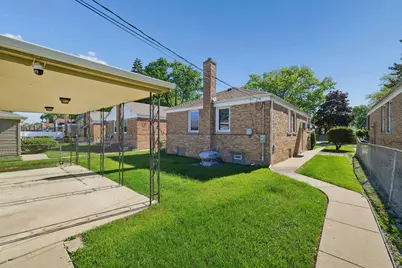 204 Bohland Avenue, Bellwood, IL 60104 - Photo 22