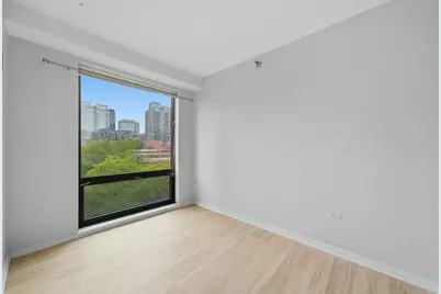 1 E 8th Street #302, Chicago, IL 60605 - Photo 14