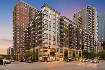 1 E 8th Street #302, Chicago, IL 60605 - Photo 1