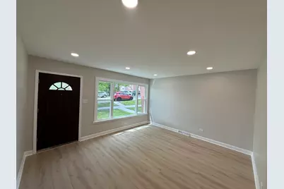 5321 S Kostner Avenue, Chicago, IL 60632 - Photo 2