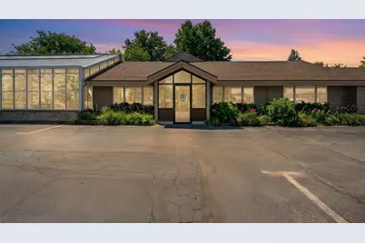 1126 E State Street, Sycamore, IL 60178 - Photo 6