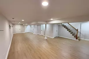 9619 S Bishop St, Chicago, IL 60643 - Photo 10