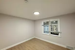 9619 S Bishop St, Chicago, IL 60643 - Photo 6