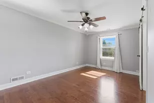 317 Vincent Pl, Elgin, IL 60123 - Photo 22