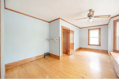 630 Forest Avenue, Elgin, IL 60120 - Photo 12