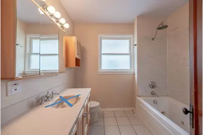 630 Forest Avenue, Elgin, IL 60120 - Photo 14