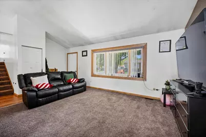 535 Garnett Avenue, Winthrop Harbor, IL 60096 - Photo 4