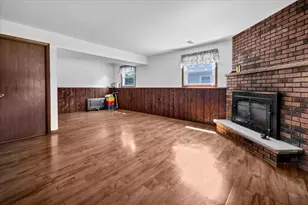535 Garnett Ave, Winthrop Harbor, IL 60096 - Photo 18