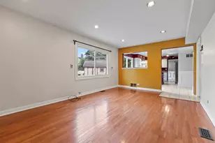 2158 Countryside Cir, Naperville, IL 60565 - Photo 16