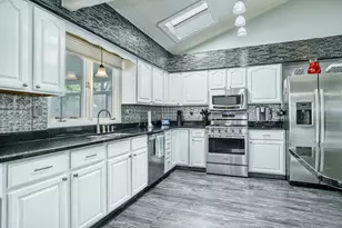 5060 W 87th Pl, Crown Point, IN 46307 - Photo 6