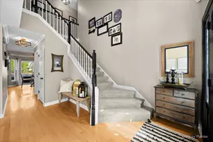1491 Woodscreek Cir, Crystal Lake, IL 60014 - Photo 2