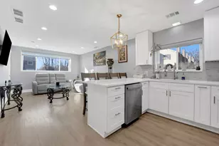 27W180 Cooley Ave, Winfield, IL 60190 - Photo 2
