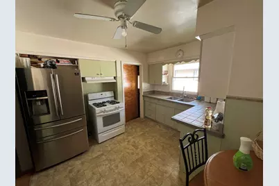555 Elsie Avenue, Crest Hill, IL 60403 - Photo 2