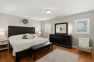 3708 N Pacific Ave, Chicago, IL 60634 - Photo 12