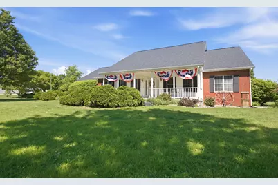 2102 Laurel Park Place, Champaign, IL 61822 - Photo 2