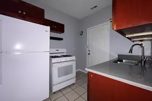 1152 N Harding Ave, Chicago, IL 60651 - Photo 8