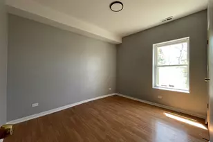 1152 N Harding Ave, Chicago, IL 60651 - Photo 6