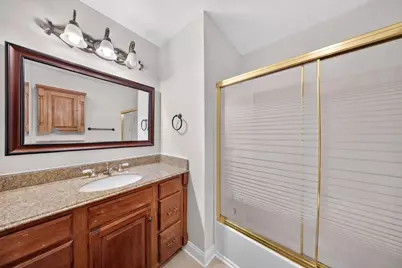 1560 Colorado Avenue, Aurora, IL 60506 - Photo 18