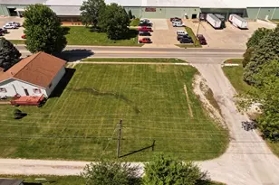 1010 W Howard St, Pontiac, IL 61764 - Photo 1
