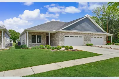 517 S 5th Street, Fairbury, IL 61739 - Photo 2
