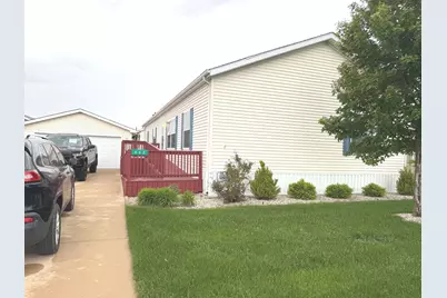 662 Alder, Manteno, IL 60950 - Photo 1
