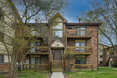 425 Berkshire Drive #16, Crystal Lake, IL 60014 - Photo 1