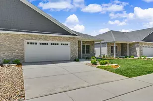 510 S 6th St, Fairbury, IL 61739 - Photo 2