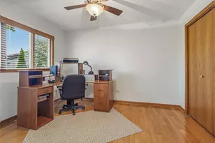 8320 Cloverview Dr, Tinley Park, IL 60477 - Photo 18