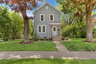 989 Victoria St, Antioch, IL 60002 - Photo 2