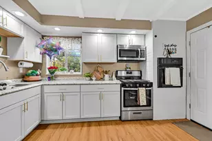 120 Westwood Dr, Park Forest, IL 60466 - Photo 8