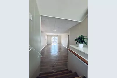704 Laramie Avenue, Wilmette, IL 60091 - Photo 6