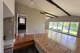 704 Laramie Ave, Wilmette, IL 60091 - Photo 4