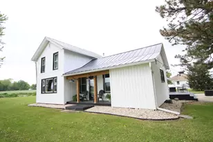 24308 Dunham Rd, Harvard, IL 60033 - Photo 2