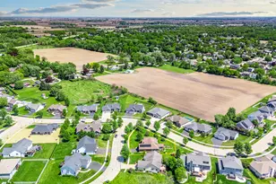 1418 Beach Ln, Sycamore, IL 60178 - Photo 44