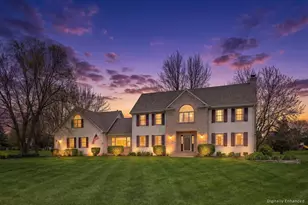 36W793 Red Gate Ct, Saint Charles, IL 60175 - Photo 2