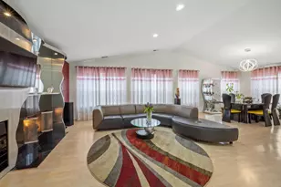 377 Bay Tree Cir, Vernon Hills, IL 60061 - Photo 10