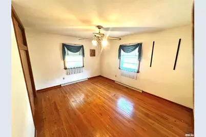 1 Charles Drive, Centralia, IL 62801 - Photo 10